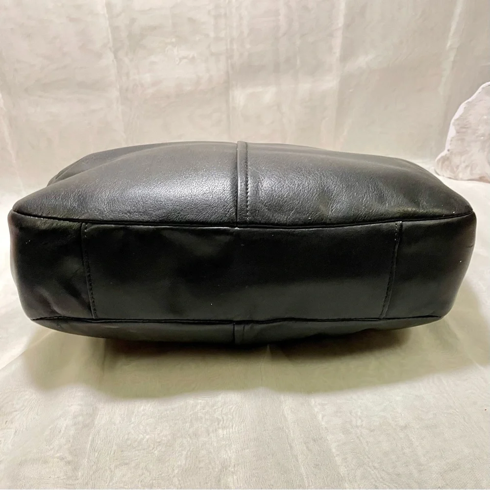 Coach Ashlyn Chelsea Hobo Shoulderr Bag (Model 17816) - Picture 8 of 15